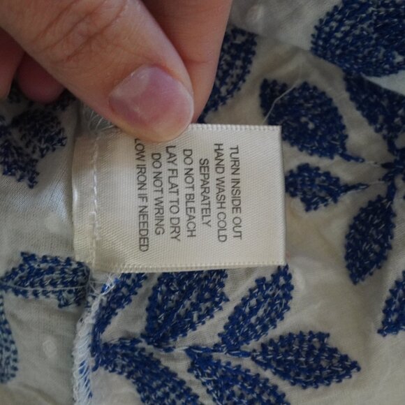 Skies are Blue sleeveless Embroidered Blouse top - Picture 5 of 8